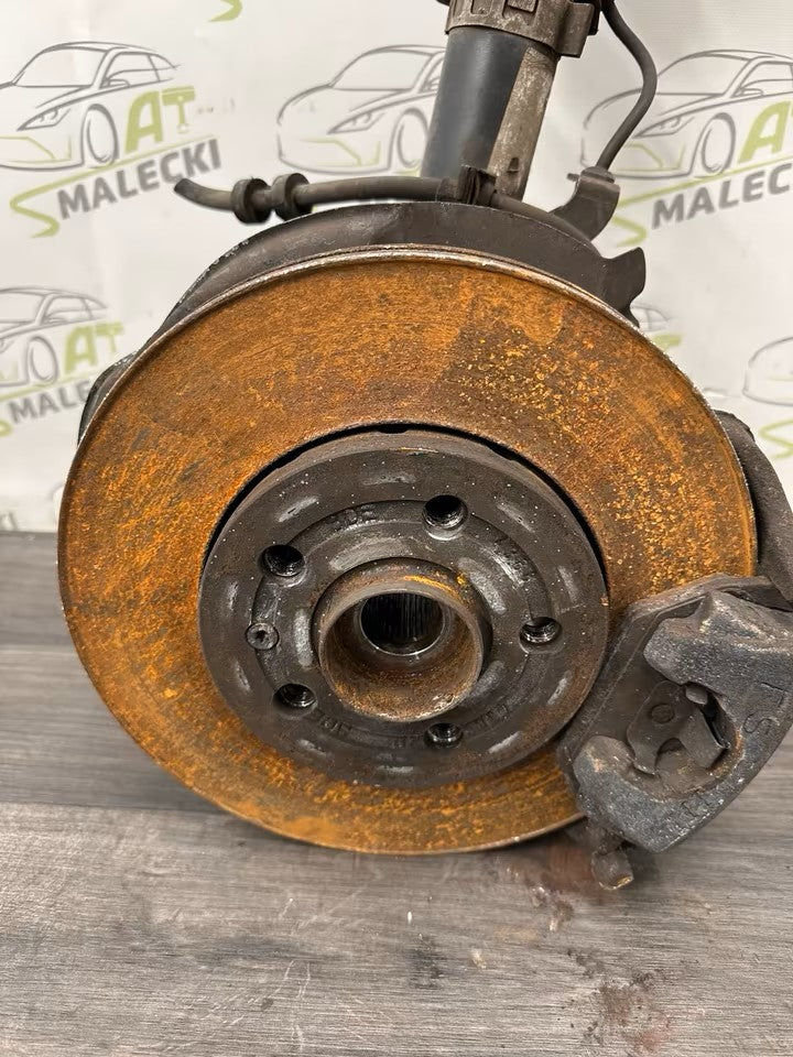 Steering knuckle wheel hub strut right Vw Fox 5Z1 5Z3 models 1.2
