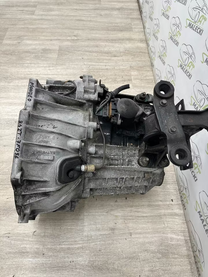 94ZT-7F096 Getriebe 5-Gang Schaltgetriebe Ford Mondeo 1,8 Benzin