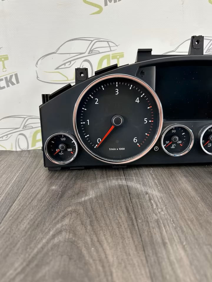 7L6920885K Speedometer instrument cluster Vw Touareg 7L 5.0 V10 models