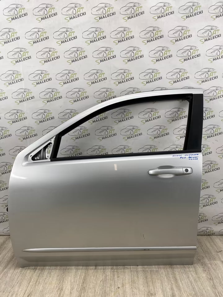 Türe Tür Vorne Links Dodge Avenger Farbe PS2 Bright Silver