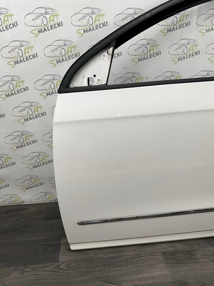 Door front left Vw Passat 3C B6 05-10Bj color LB9A white