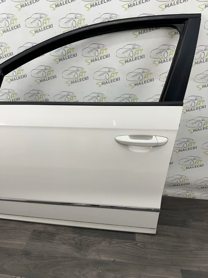 Door front left Vw Passat 3C B6 05-10Bj color LB9A white