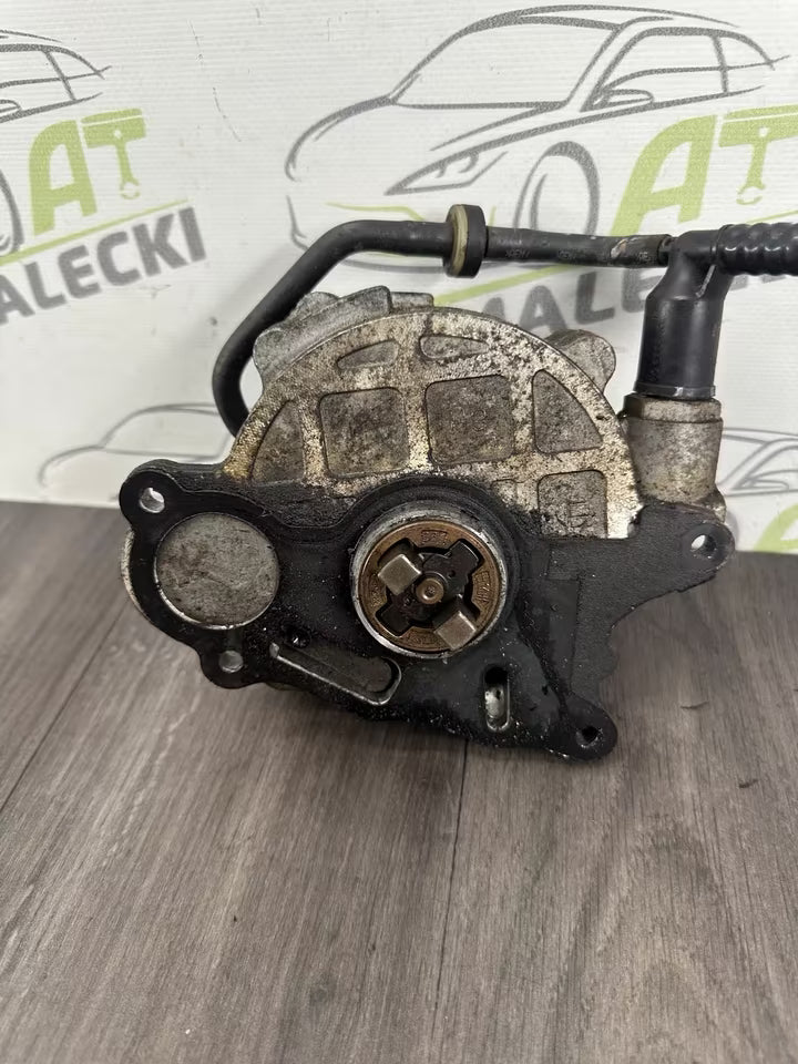 03L145100F Vakuumpumpe Unterdruckpumpe Audi VW