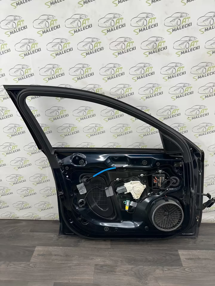 Türe Tür Vorne Links Audi A4 B8 8K0 Modell Farbe LZ5A Metallic