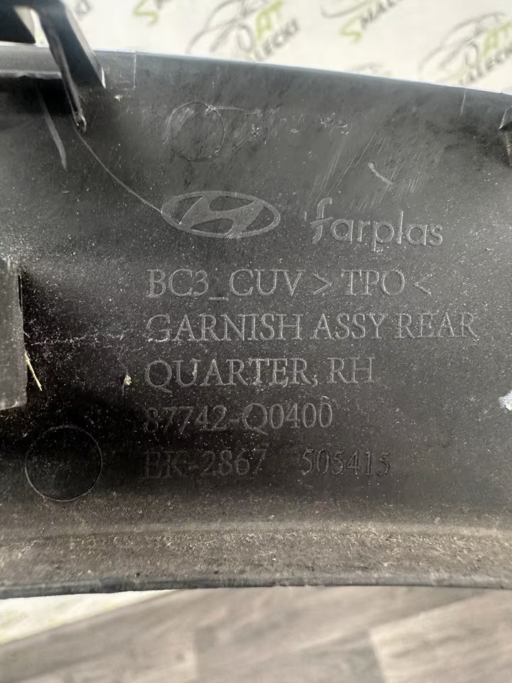 87742-Q0400 Abdeckung Zierleiste Hinten Rechts Hyundai Bayon