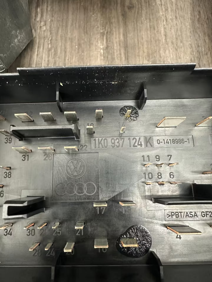 1K0937124K Sicherungskasten Schmelzsicherung Vw Golf V 1,4 BCA