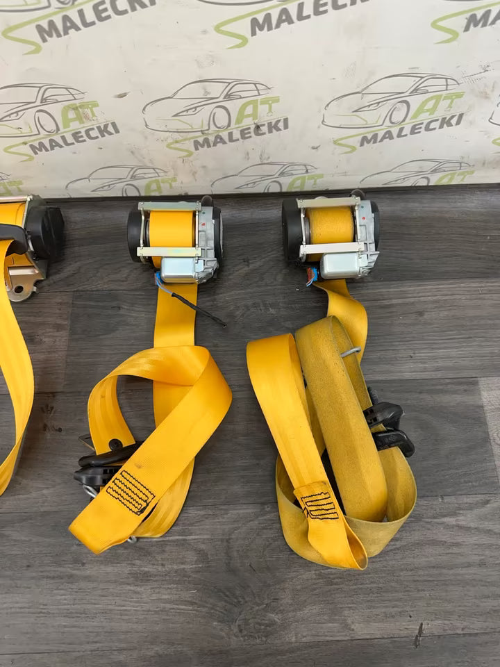 Sicherheitsgurt Set 4 Stück komplett Gelb Renault Megane III RS