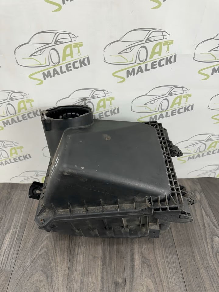 059133837AF air filter box housing Audi A4 B7 8E 3.0 BKN engine