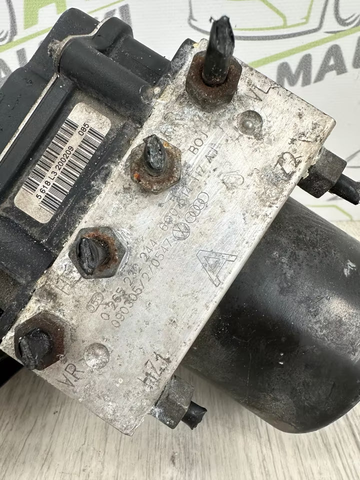 6Q0907379BC 6Q0614117AJ ABS Block Vw Polo 9N 1,4 TDI