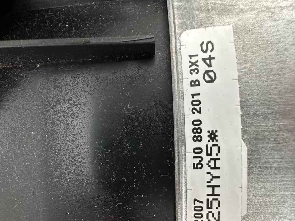 Lenkrad 4 Speicher Komplett Skoda Fabia 5J Modell 1Z0419091M