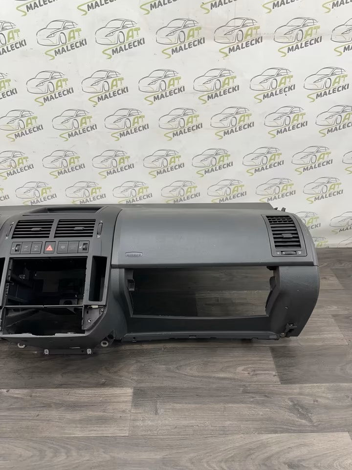 Armaturenbrett Cockpit Dashboard Vw Polo 9N3 05-09 Bj