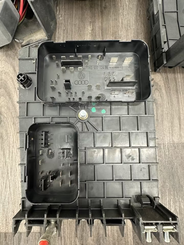 1K0937124K Sicherungskasten Schmelzsicherung Vw Golf V 1,4 BCA