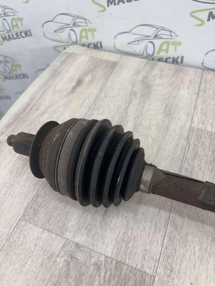 Antriebswelle vorne links Seat Ibiza 6j 1,6 TDI CAY