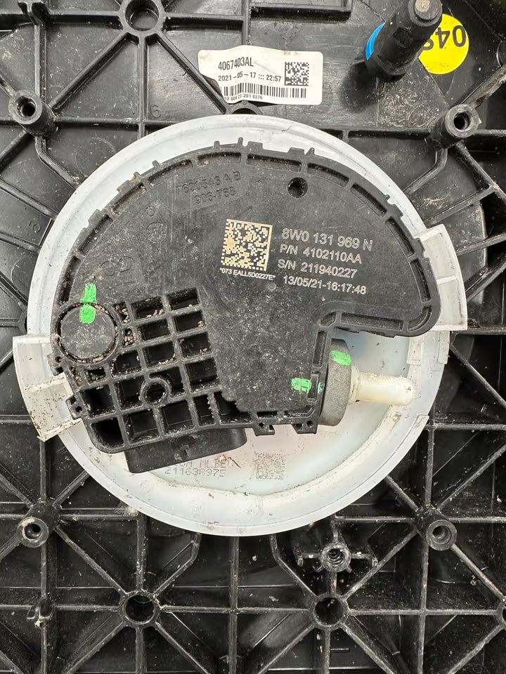 8W0131878BT Audi AdBlue Tank Reduktionsmitteltank Audi A4 8W