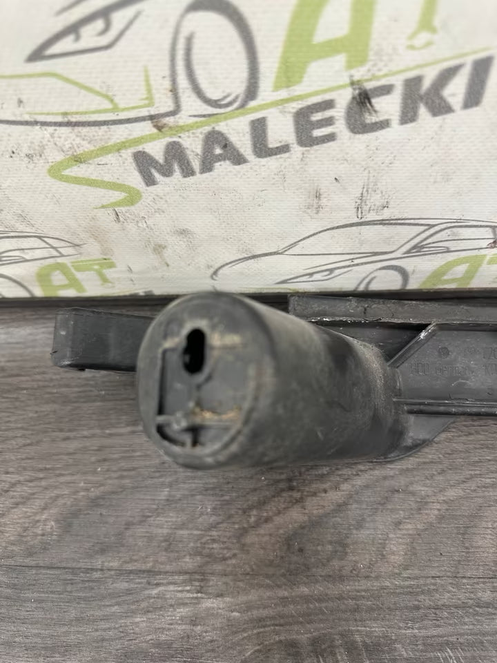 1K0807889A Stoßstangenhalter Links für VW Golf V