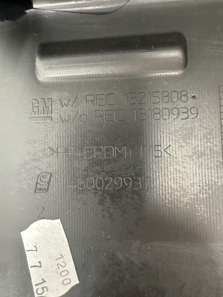 13215808 Ladekante Kofferraum Verkleidung Opel Corsa E