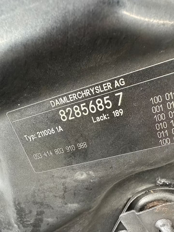 Motorhaube Haube Mercedes W211 E-Klasse Inkl Grill