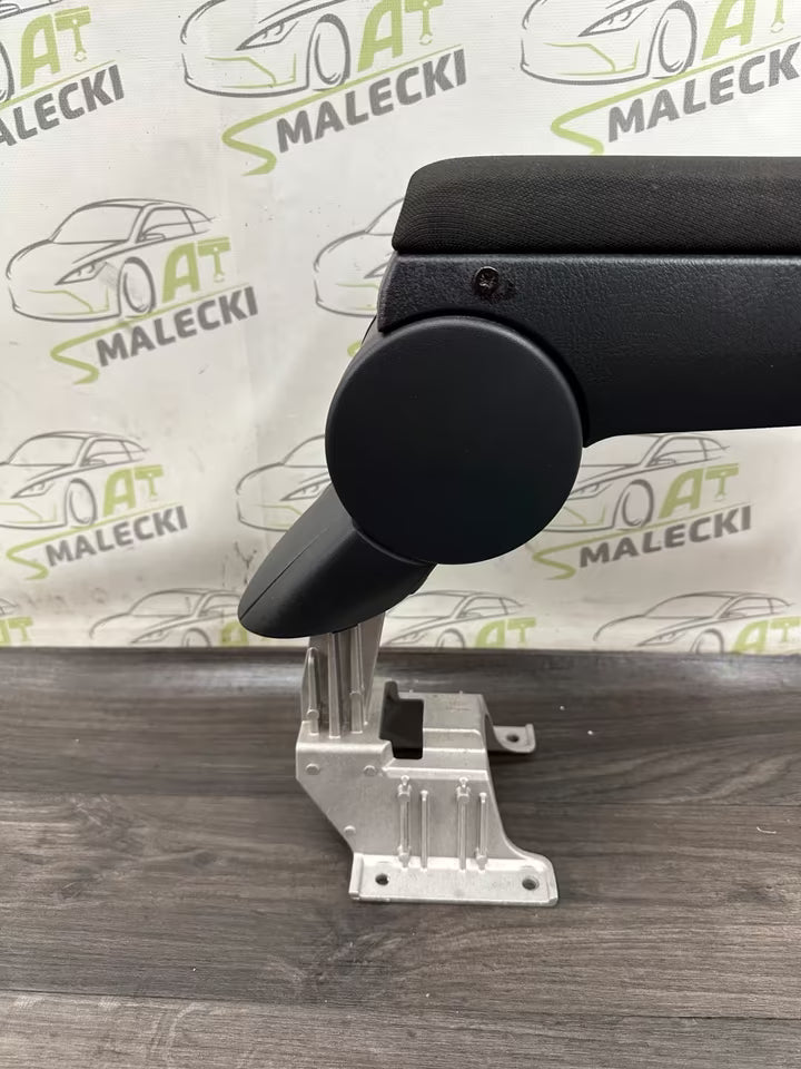 Mittelarmlehne Armlehne Seat Ibiza 6J Modell Stoff Gebraucht