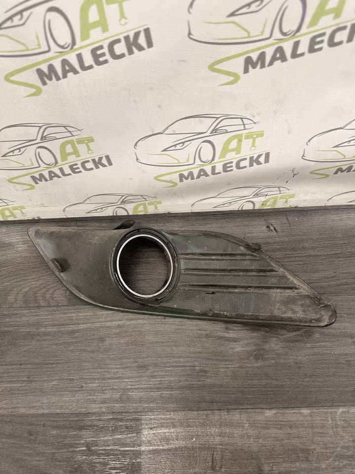 8M51-19952-A.E Stoßstange Gitter Vorne Rechts für Ford Focus II