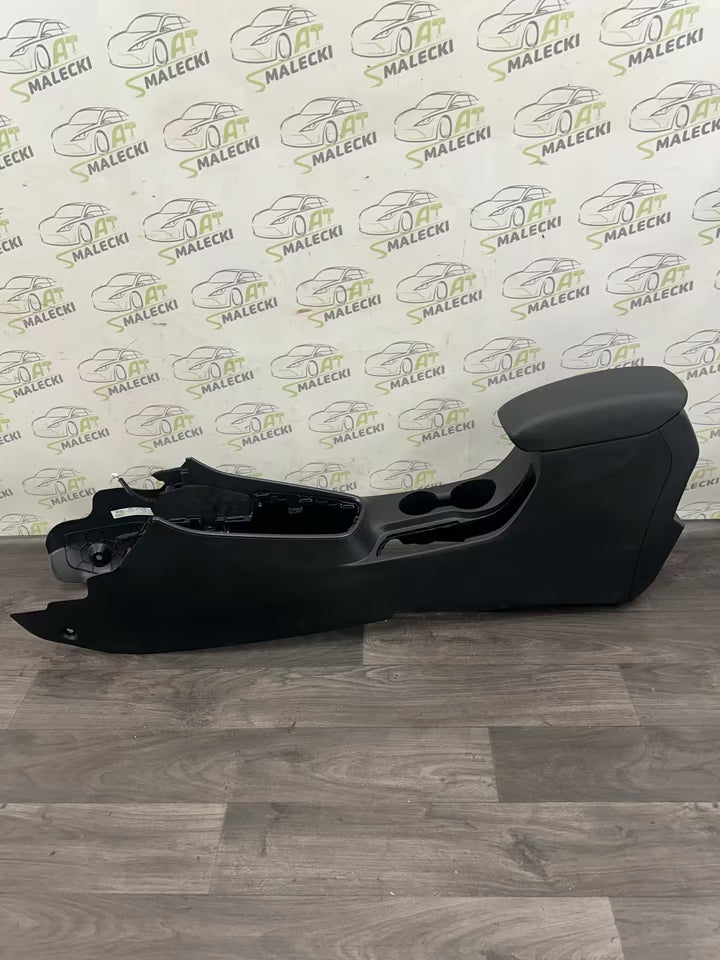 84610Q0050NNB Mittelkonsole Armlehne Komplett Hyundai Bayon