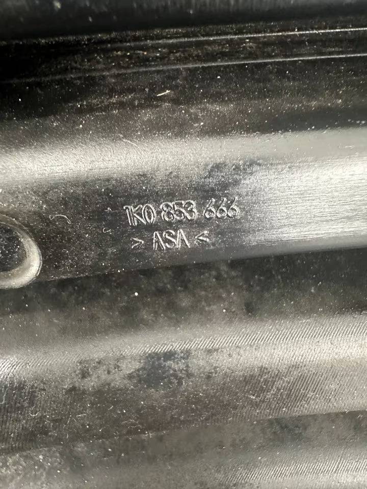 1K0853666 Lüftungsgitter Vorne Rechts für VW Golf V