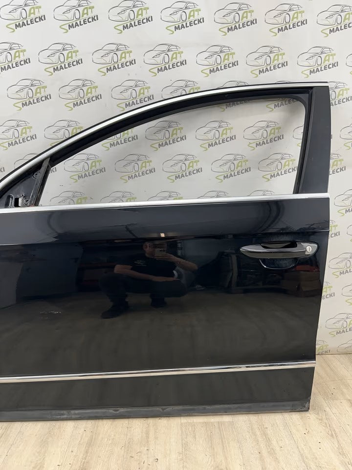 Front Left Door VW Passat 3C B6 Color LC9Z 05-10Bj