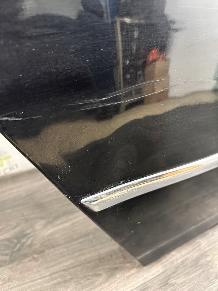 Door Rear Right Vw Passat 3C B6 Estate Color LC9X Metallic