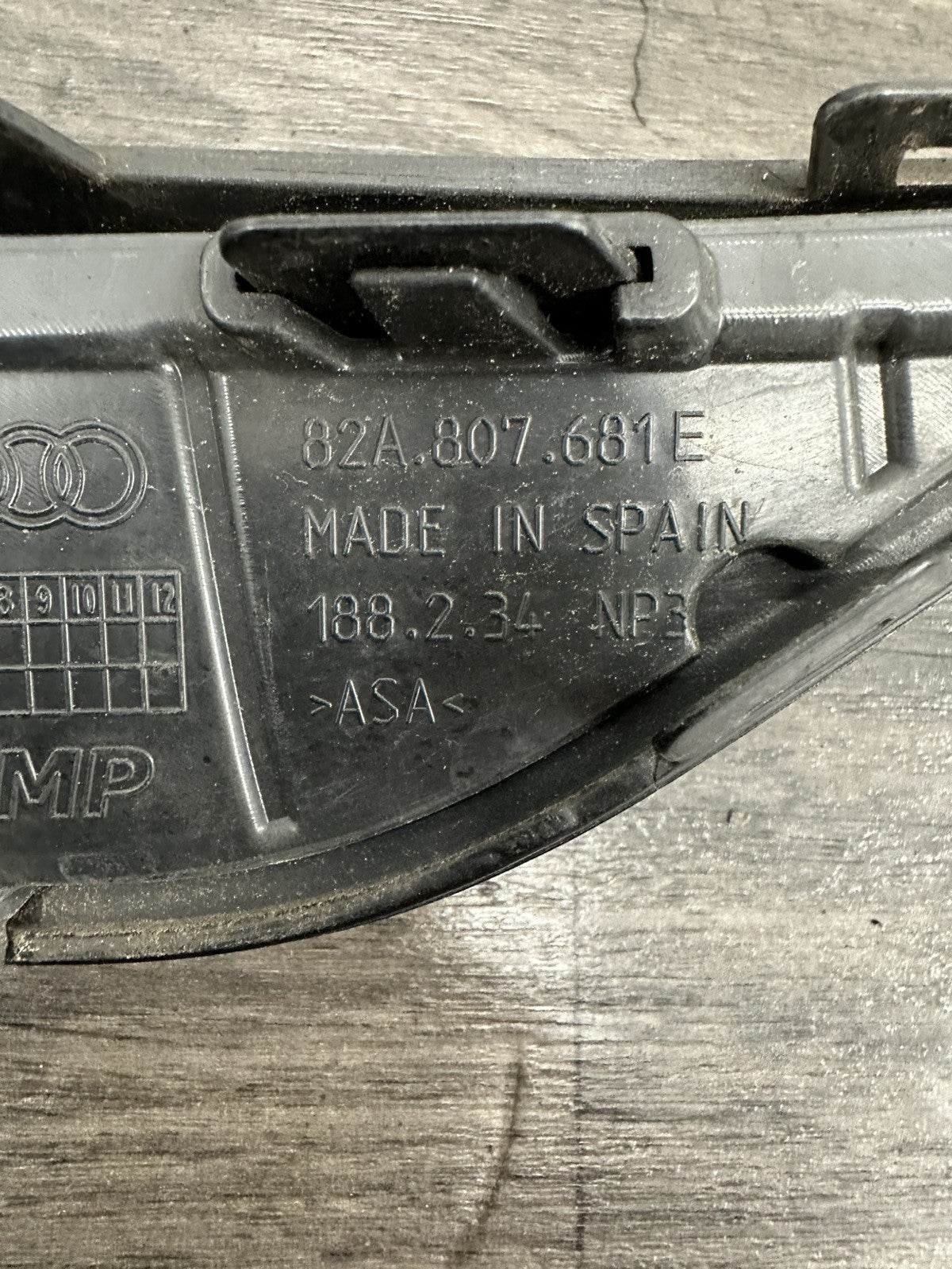 6305773