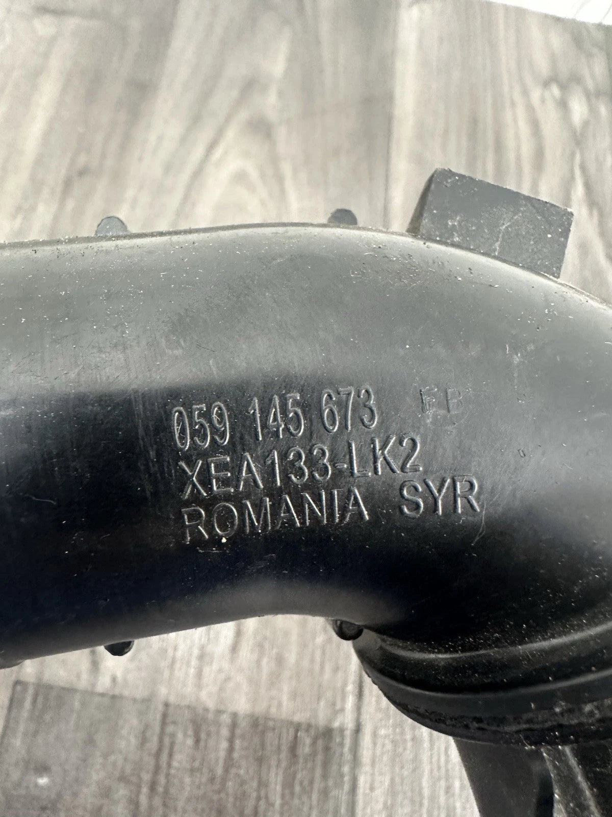 059145673 Druckrohr Rohr Saugrohr Audi A4 8W