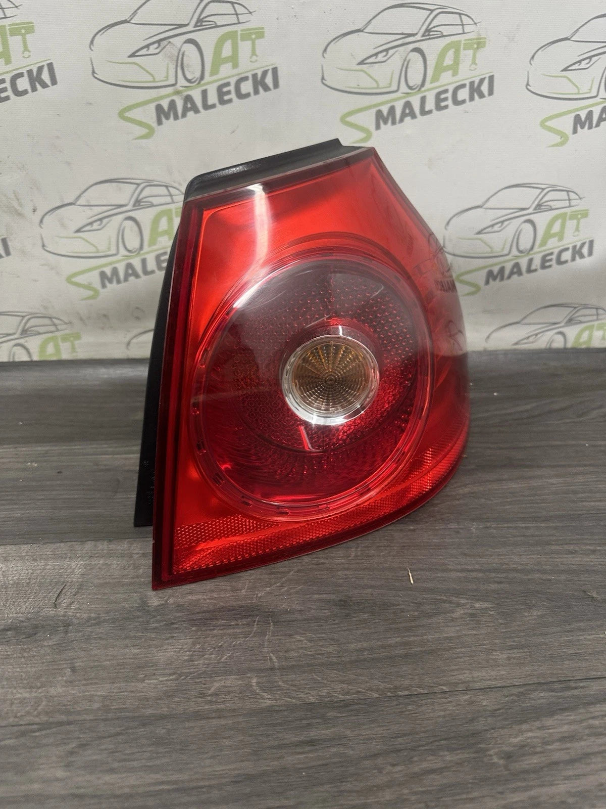 1K6945096AC Heckleuchte Rücklicht Hinten Rechts VW Golf V 1K6 945 096 AC