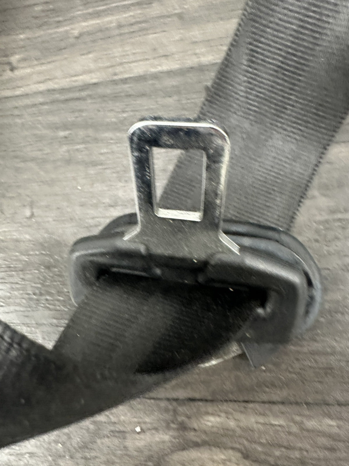 6305685