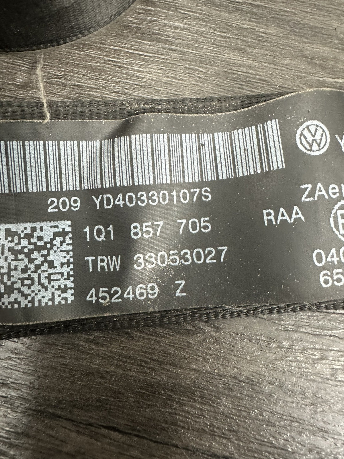 6304124