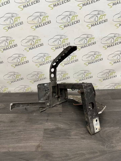 4D0821137A Kotflügelhalter Halterung Links Audi A8 D2 4D Modell