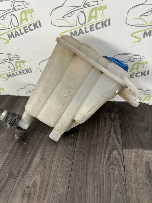 8K0121405F Ausgleichsbehälter Kühlwasserbehälter Audi A5 Q5