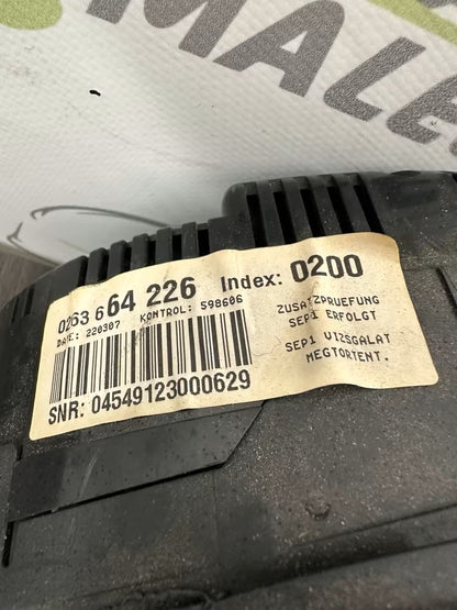 8E0920932 Tacho Kombiinstrument Audi A4 B7 8E 8H Farbdisplay