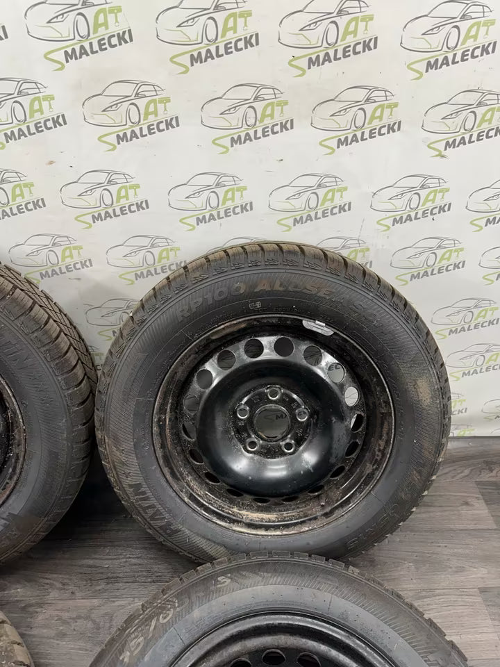195 65 R15 Kompletträder 7mm DOT 2124 Vw Audi Seat Skoda 5x112