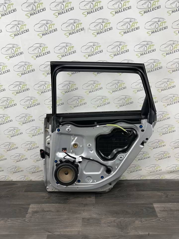 Türe Tür Hinten Rechts Audi A3 8P Modell LY7W Silber 04-12Bj