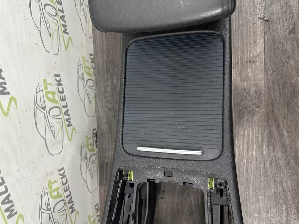 Mittelarmlehne Armlehne Leder Original Vw Passat 3AA B7 Modell