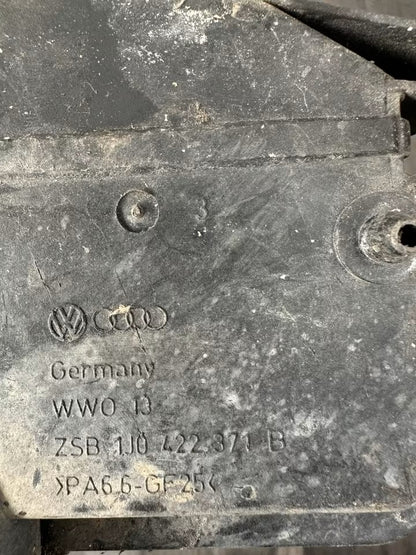1J0422371B Ausgleichsbehälter Kühlwasserbehälter VW Golf IV