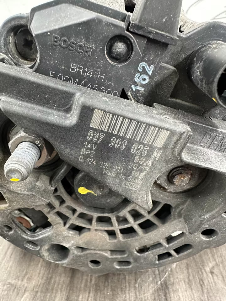 037903025M Lichtmaschine Generator 1,4 Benzin 90A Vw Seat Skoda