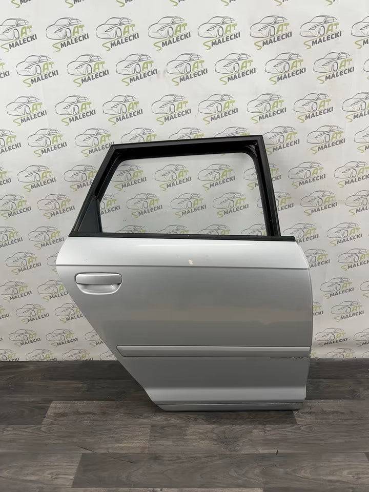 Türe Tür Hinten Rechts Audi A3 8P Modell LY7W Silber 04-12Bj