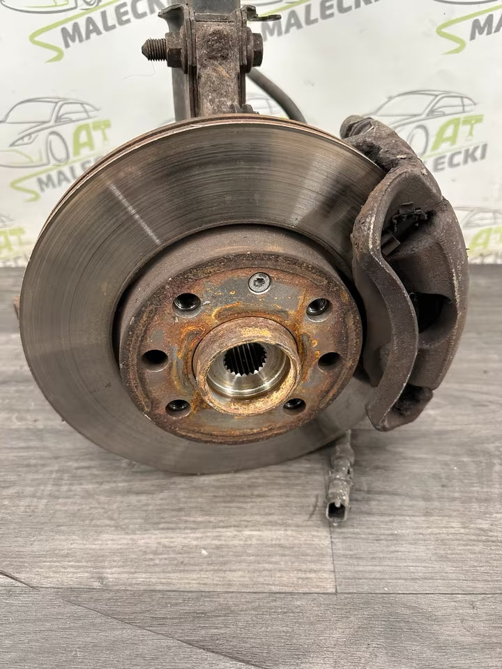 Achsschenkel Radnabe Federbein rechts Opel Corsa C 1,0 Benzin