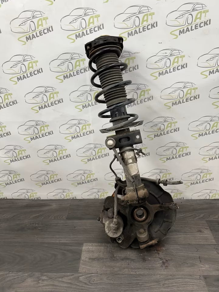 Steering knuckle wheel hub strut right Vw Fox 5Z1 5Z3 models 1.2