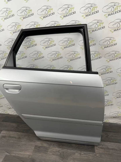 Türe Tür Hinten Rechts Audi A3 8P Modell LY7W Silber 04-12Bj