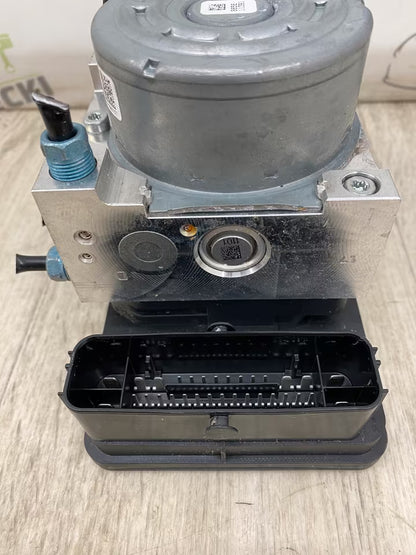 7915657 7915656-01 ABS ESP Steuergerät Hydraulik Block BMW 216i