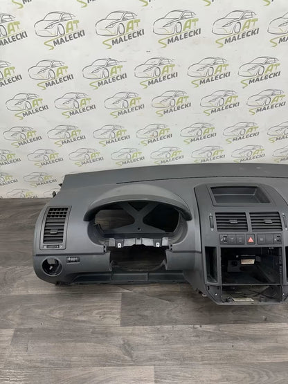 Armaturenbrett Cockpit Dashboard Vw Polo 9N3 05-09 Bj