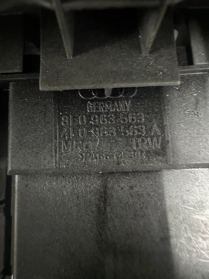 8P0863351A Verkleidung Abdeckung Sitzheizungsschalter Audi A3 8P