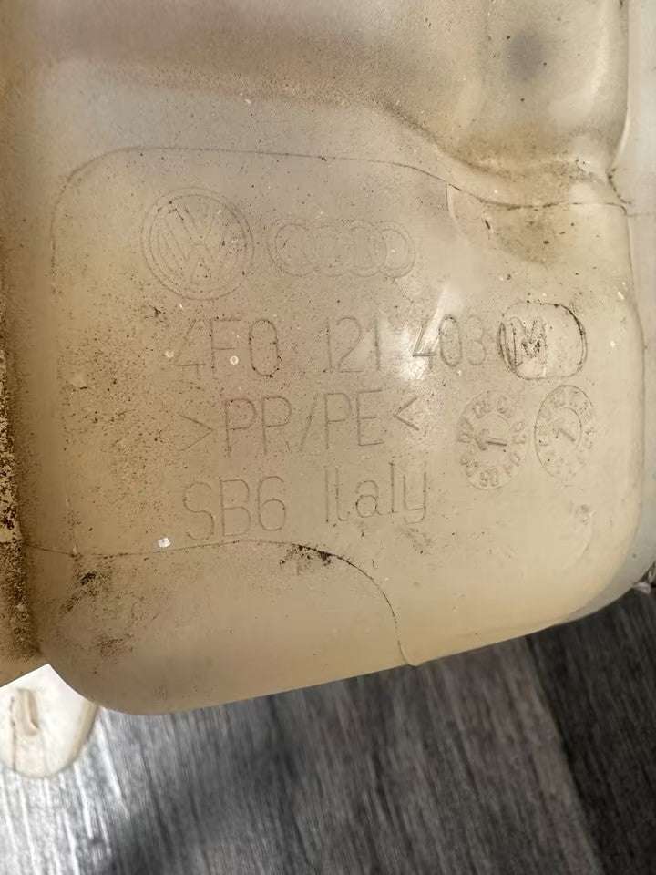 4F0121403M Ausgleichsbehälter Kühlwasserbehälter Audi A6 4F