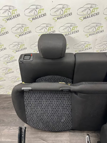 Sitze Innenausstattung Opel Corsa E Modell 4-Tür Stoff 112000km
