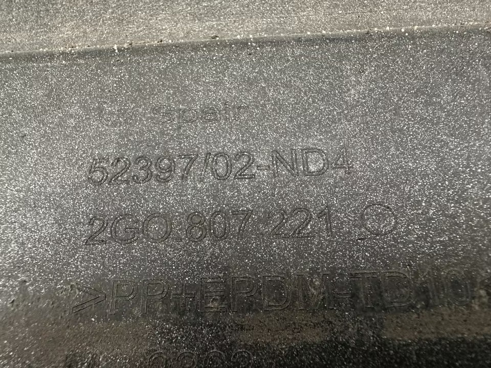 2G0807221 Stoßstange Vorne Vw Polo 2G Modell 4 PDC Silber